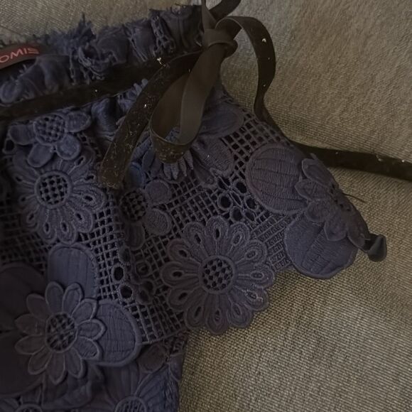 Yomis Navy Embroidered Lace One Shoulder Blouse with Scallop Edge. Size Small. - Picture 6 of 9